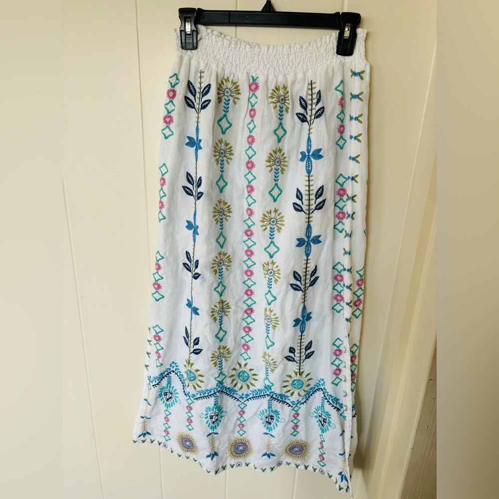 Johnny was embroidered linen skirt